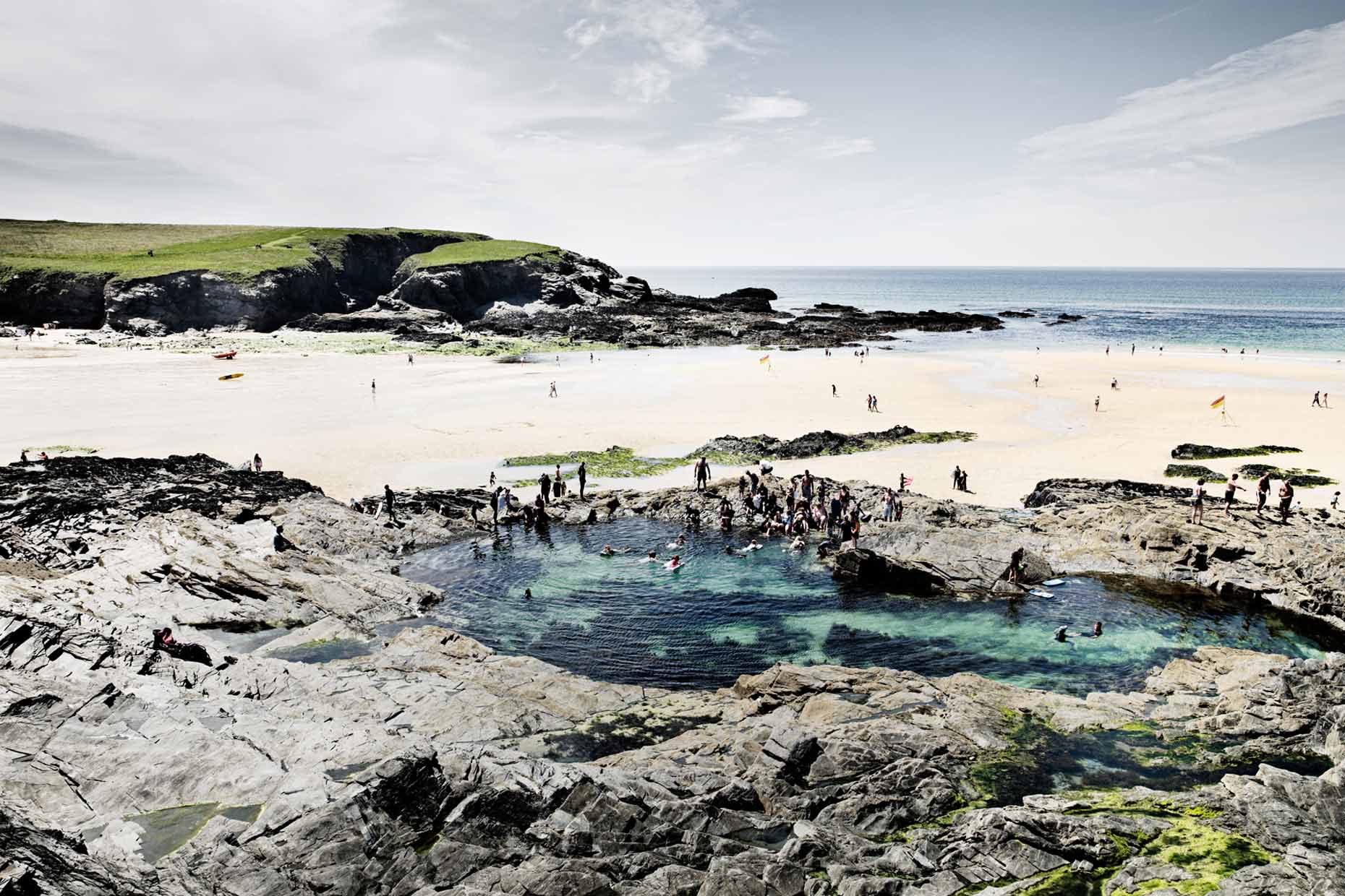 england | treyarnon  treyarnon rock pool tidal pools